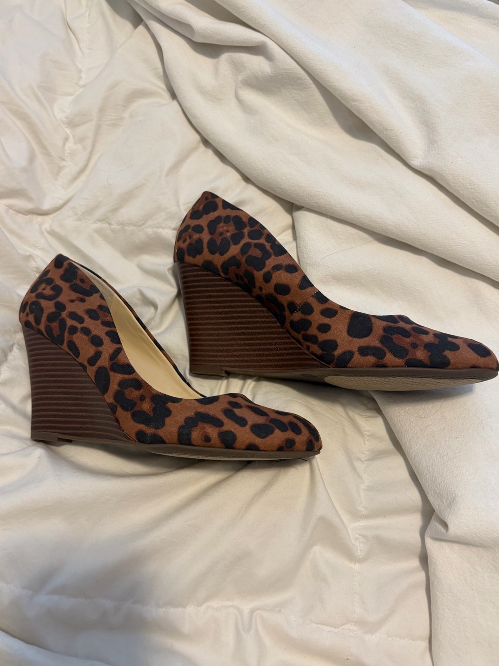 Jessica Simpson Leopard Print Wedge Pumps in Brown 9